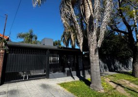 Estrada 3900, 2 Habitaciones Habitaciones, ,2 BañoBaño,Casa,Venta,Estrada 3900,1939