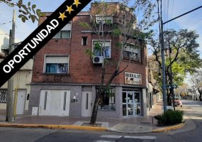 Hipólito Yrigoyen, esquina Alem, ,PH,Venta,Hipólito Yrigoyen, esquina Alem,1942