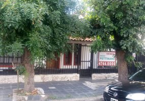 Las Heras 2179, 4 Habitaciones Habitaciones, ,3 BañoBaño,Casa,Venta,Las Heras 2179,1490