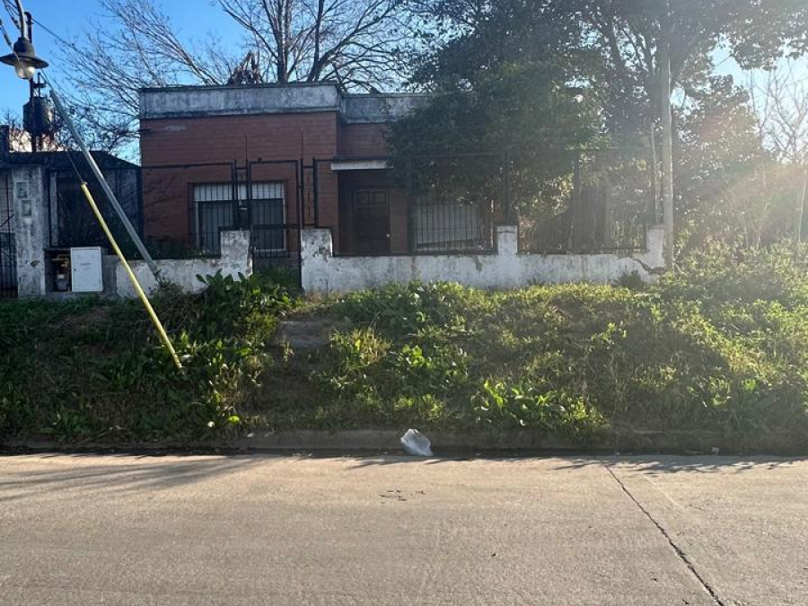 Santa Rosa esquina French 3100, ,Destacada,Venta,Santa Rosa esquina French 3100,1757