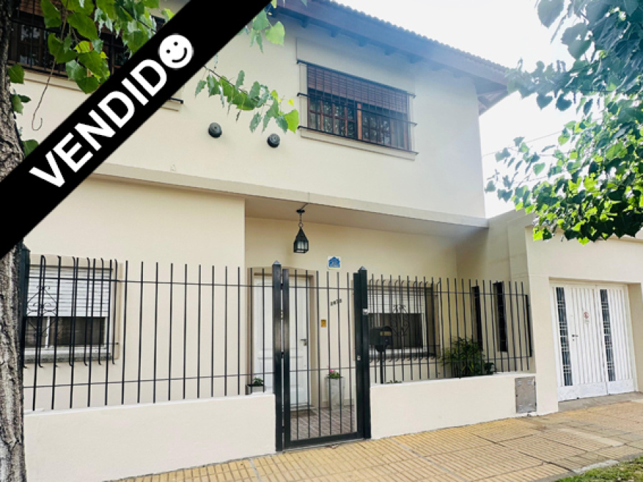 Patricias Argentinas 2675, 4 Habitaciones Habitaciones, ,2 BañoBaño,Destacada,Venta,Patricias Argentinas 2675,1787