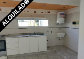 Carlos Casares esquina Lugones, 2 Habitaciones Habitaciones, ,1 BañoBaño,Departamento,Alquiler,Carlos Casares esquina Lugones,1823