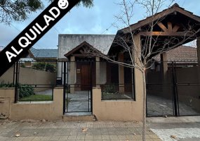 Pasteur 900, 2 Habitaciones Habitaciones, ,1 BañoBaño,PH,Alquiler,Pasteur 900,1832