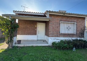 Sarratea 2600, 1644, 2 Habitaciones Habitaciones, ,1 BañoBaño,Casa,Venta,Sarratea 2600,1845