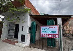 Paraná 2465, 1646, 4 Habitaciones Habitaciones, ,4 BañoBaño,Casa,Venta,Paraná 2465,1880