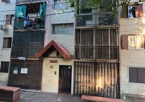 Barrio Mil Viviendas, 2 Habitaciones Habitaciones, ,1 BañoBaño,Departamento,Venta,Barrio Mil Viviendas,1889